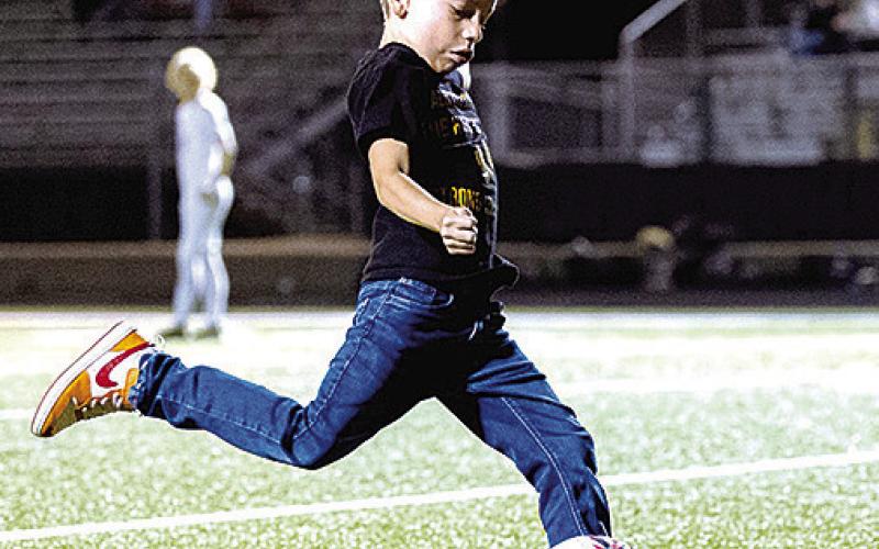 Crandall High School Boys Varsity Soccer Team Honor Fallen Teammate