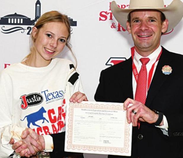 Local Youth Scrambles to the Win at Forth Worth Stock Show