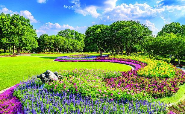 Dallas Arboretum’s Independence Day Family Fun Weekend Features Live Music and Animal Encounters