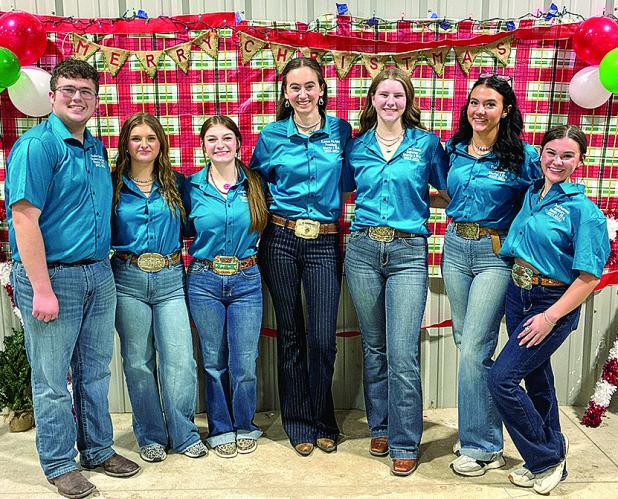 District 1 FFA Officers Support Kaufman County Pet Adoption Center