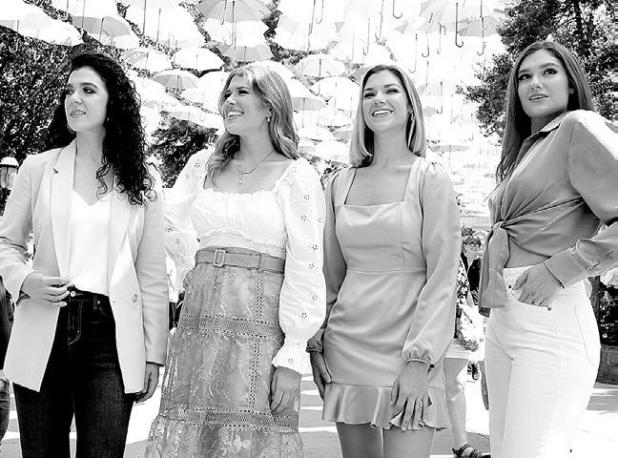 The Hall Sisters Perform for E! Terrell on November 7
