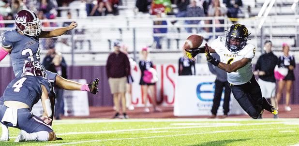 Pirates Lose Tough Game to #4 Ennis