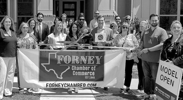 Forney Chamber Ribbon Cutting