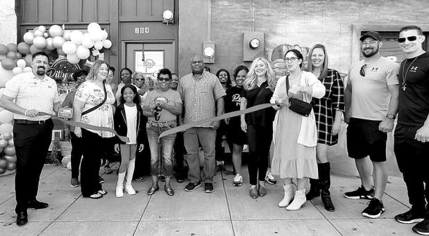 Forney Chamber Ribbon Cutting