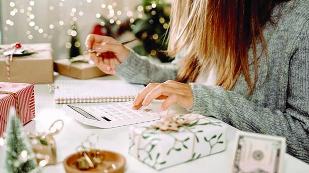 Tips To Make Your Holidays More Joyful By Lessening Financial Stress