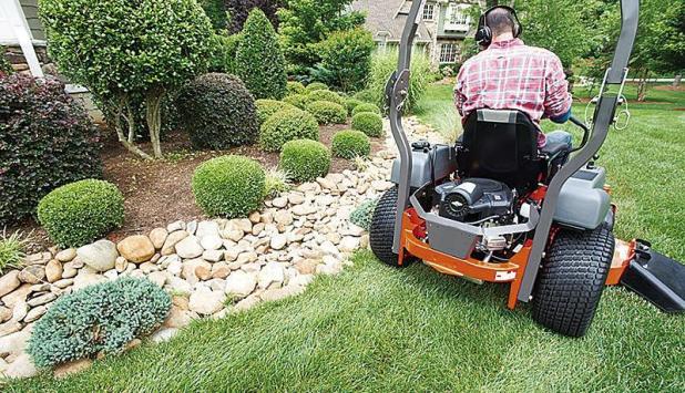 Spring Lawn Equipment: Keep Safety in Mind with These Tips