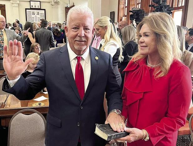 Representative Keith Bell Takes Oath of Office