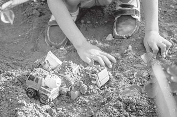 Tips to Raise Earth Conscious Kids