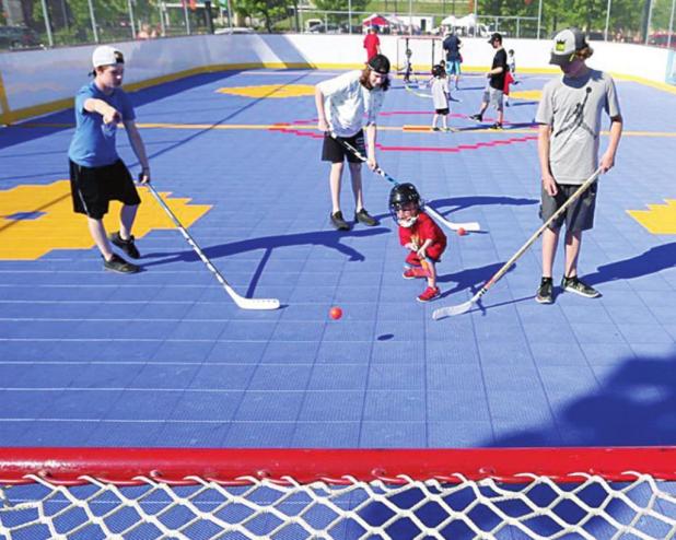 Dek Hockey Arrives in Forney