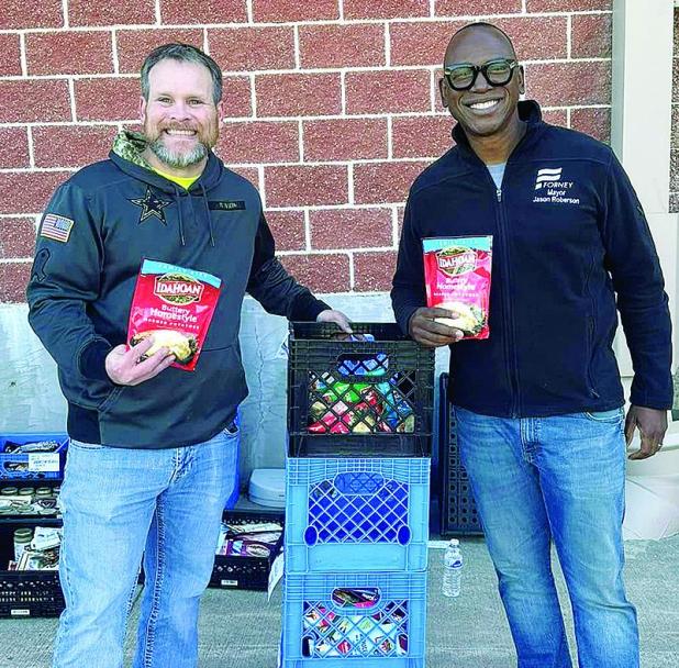 Forney Chamber of Commerce Joins Forces with Forney Education Foundation and Business Partners to Feed 500 Families in Need