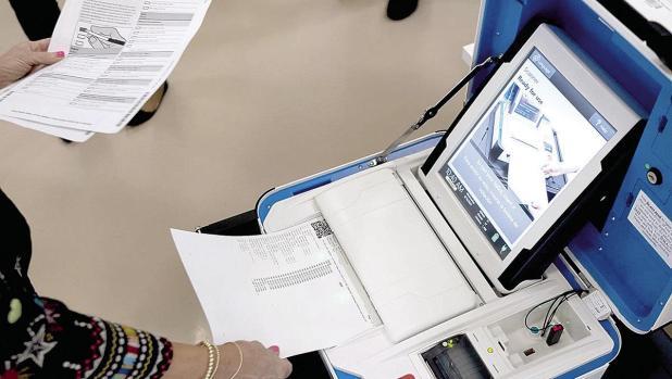 Dan Patrick Debunks Claims About Texas Voting Machines Switching Votes