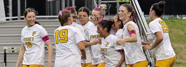 Forney Beats Harker Heights to Pick Up 20th Consecutive Win