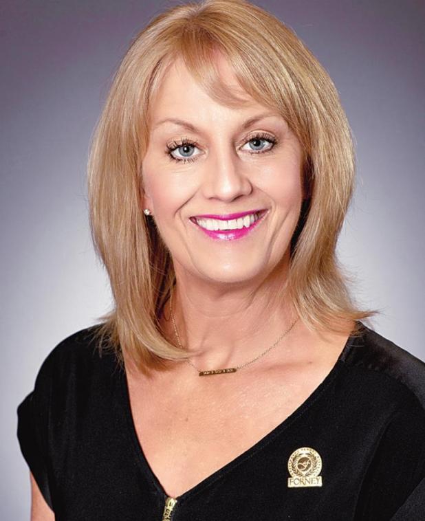 Voters Approve School Bond, Re-Elect Dobbs and Traylor to Their Offices