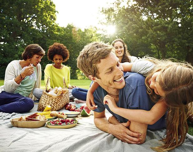 Dallas Arboretum’s Father’s Day and Juneteenth  Family Fun Weekend Features Vintage Cars,  Artscape: The Sequel and 150 Hammocks