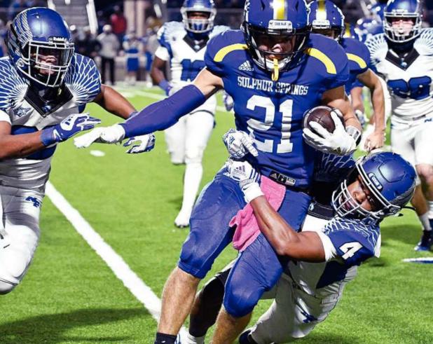 Swarming Defense Leads Falcons to 56-21 Win over Sulphur Springs